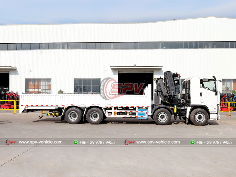 ISUZU 8x4 Hydraulic Articulated Truck Crane - Right Side